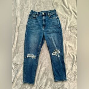 AE Curvy Mom Jeans Ripped Size 0 x-short